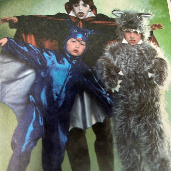 4/$50 simplicity 9206 vampire Children's Costume Pattern sew pattern 🪡 - Picture 3 of 8